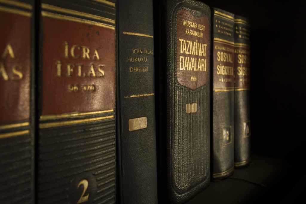 Why do governments have such difficulty regulating Bitcoin and other cryptocurrencies?